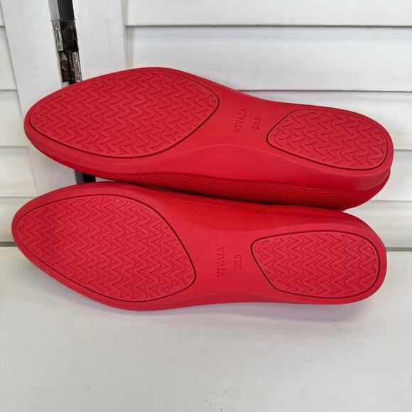 Vivaia Lightweight Almond Toe Ballet Flats Ruby Red Comfort Shoe EU 38.5 US 7.5‎ - Picture 7 of 9